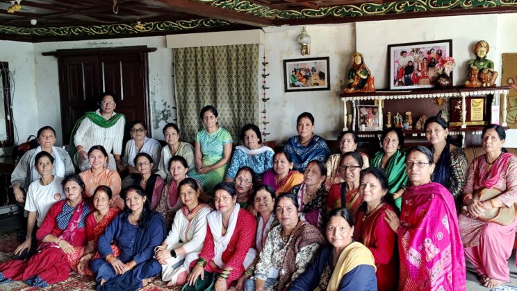 अल्मोड़ा:- सावन मेले को लेकर महिला कल्याण संस्था द्वारा की गई बैठक