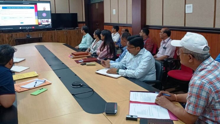 बागेश्वर: -आधार केन्द्रों का प्राथमिकता से हो संचालन……अनुश्रवण समिति की बैठक में अपर जिलाधिकारी ने दिये निर्देश