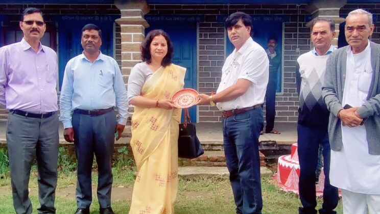 अल्मोड़ा:- जगन्नाथ विद्या निकेतन इंटर कॉलेज शौकियाथाल में प्रबंध समिति का संपन्न हुआ चुनाव