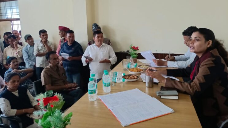बागेश्वर:-शामा उप तहसील दिवस पर डीएम अनुराधा पाल ने ग्रामीण हर सम्भव समाधान का भरोसा
