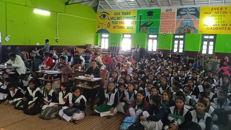 अल्मोड़ा:- सचिव जिला विधिक सेवा प्राधिकरण के निर्देशानुसार आयोजित किया गया शिविर…… नशे को लेकर फैलाई जागरूकता