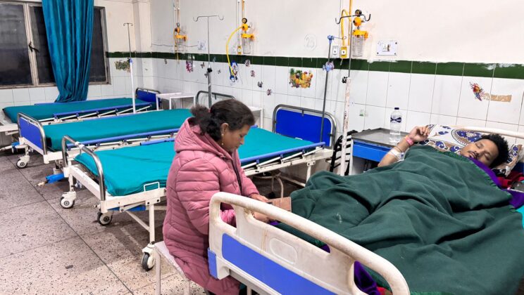 बागेश्वर:- डीएम की फटकार के बाद सुधरी व्यवस्था…..मरीजों को राहत