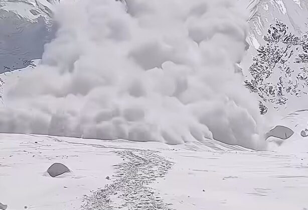 Uttarakhand:- राज्य में जारी किया गया एवलॉन्च का ऑरेंज अलर्ट……. पढ़े पूरी खबर