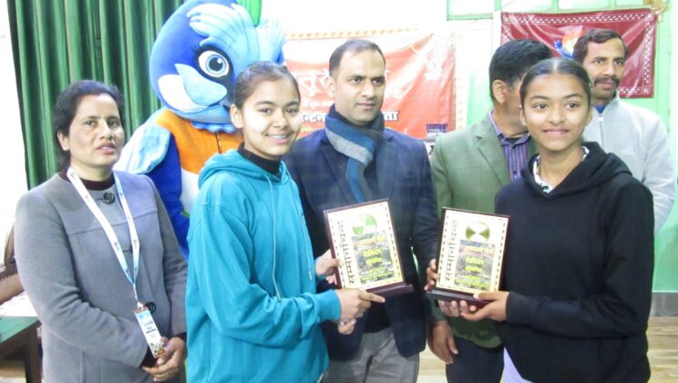 बागेश्वर – खेल हमारे अनुशासन,संयम,और नैतिक मूल्य विकसित करने में है सहायक – डीएम आशीष भटगई