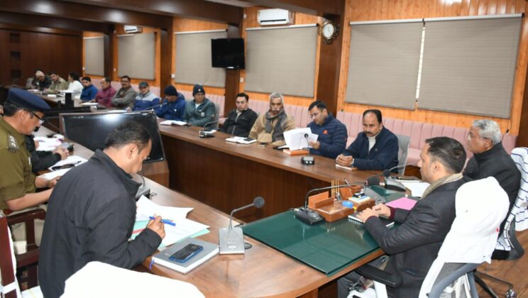 बागेश्रर:- कनिष्ठ सहायक संवर्ग लिखित प्रतियोगी परीक्षा के लिए जिले में बनाएं केन्द्र……2589अभ्यर्थी होंगे शामिल