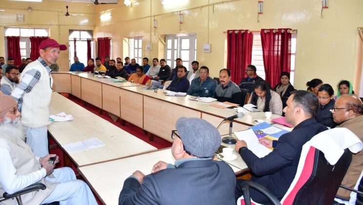 बागेश्वर: – जनता दरबार में दर्ज हुई फरियादियों की 19 शिकायतें