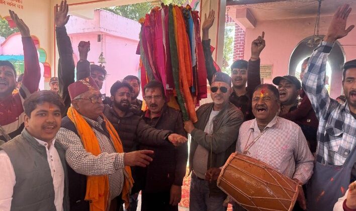 गरुड़ – होलाष्टक पर कोट भ्रामरी मंदिर में भेटा के ग्रामीणों ने बांधीं चीर