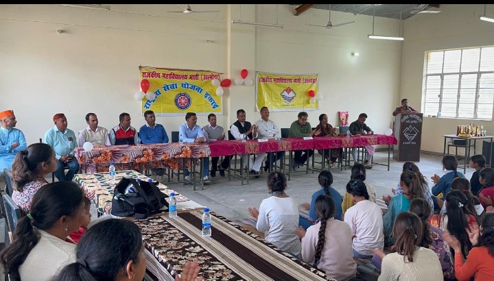 अल्मोड़ा:- राजकीय महाविद्यालय मासी में आयोजित सात दिवसीय शिविर का धूमधाम से हुआ समापन