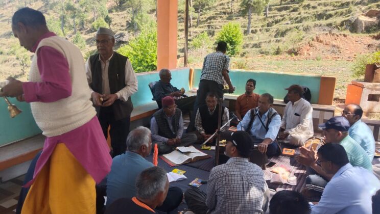 बागेश्वर :- भगवत प्रेमी कैप्टन किशन सिंह रौतेला द्वारा सेल्टा गोलू मंदिर में सुन्दर काण्ड का आयोजन