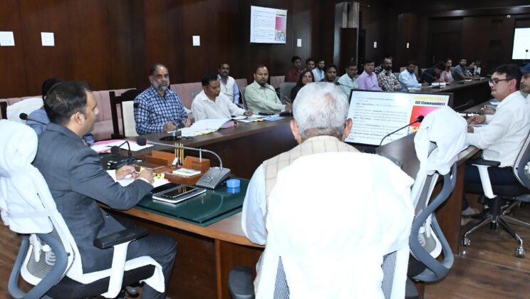 बागेश्वर:- मतदाता जागरुकता अभियान को सभी विभाग आपसी समन्वय के साथ करें काम