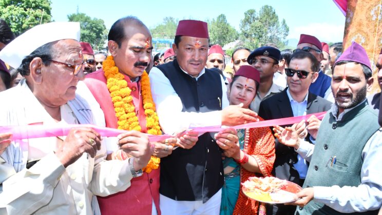 मुख्यमंत्री पुष्कर सिंह धामी ने तीन दिवसीय कत्यूर महोत्सव का किया वर्चुअल शुभारंभ…भव्य सांस्कृतिक झांकी के साथ शुरु हुआ महोत्सव