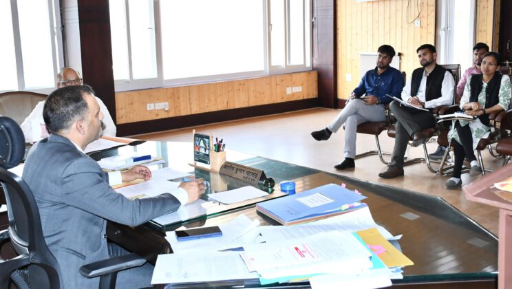 बागेश्वर – जिलाधिकारी आशीष भटगई ने यूसीसी पंजीकरण की धीमी प्रगति पर जताई नाराज़गी… अधिकारियों को दिए स्पष्ट निर्देश