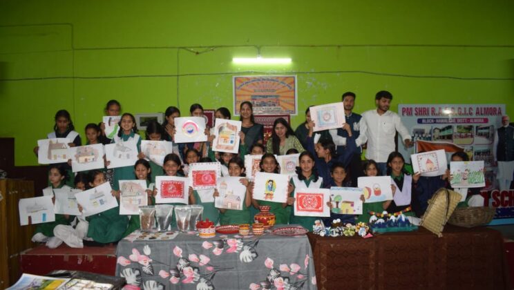 अल्मोड़ा:- सोबन सिंह जीना विश्वविद्यालय के दृश्य कला संकाय के विद्यार्थियों द्वारा विभिन्न स्कूलों में आयोजित कराई गई चित्रकला कार्यशाला