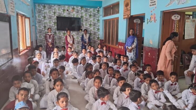 राज्य विधिक सेवा प्राधिकरण के निर्देशानुसार ऋषि पब्लिक स्कूल अल्मोड़ा में दो दिवसीय जागरूकता शिविर आयोजित