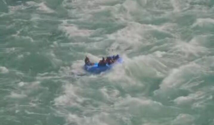 Uttarakhand:- गंगा का जलस्तर बढ़ने के चलते अग्रिम आदेशों तक बंद हुई राफ्टिंग