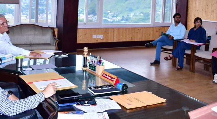 बागेश्वर – जिलाधिकारी की अध्यक्षता में चुनाव हेतु समितियों की महत्वपूर्ण बैठक संपन्न