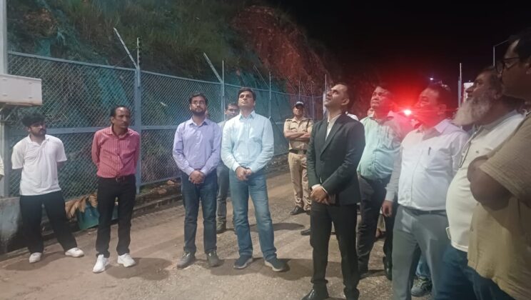 बागेश्वर – जिलाधिकारी ने देर सायं पुनः किया पिटकुल का निरीक्षण