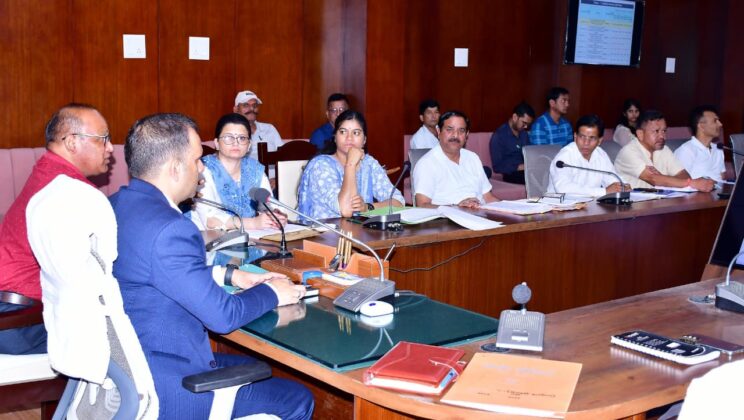 बागेश्वर – कलेक्टे्ट सभागार में आकांक्षी ब्लॉक कार्यक्रम की बैठक सम्पन्न