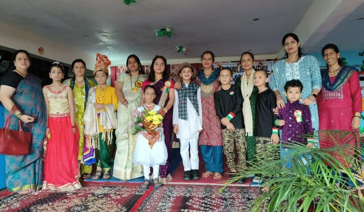 अल्मोड़ा:- मानस पब्लिक स्कूल में धूमधाम से मनाया गया 79 वां स्वतंत्रता दिवस