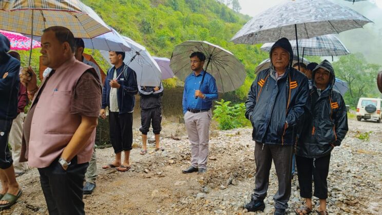 बागेश्वर – पौसारी सहित प्रभावित क्षेत्रों में आवश्यक सेवायें समयबद्ध ढंग से बहाल