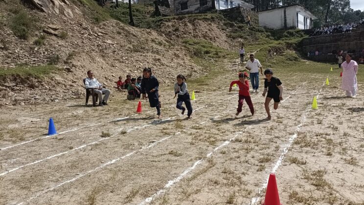 धौलछीना में सम्पन्न हुई प्रारम्भिक शिक्षा की ब्लॉक स्तरीय खेल-कूद प्रतियोगिता