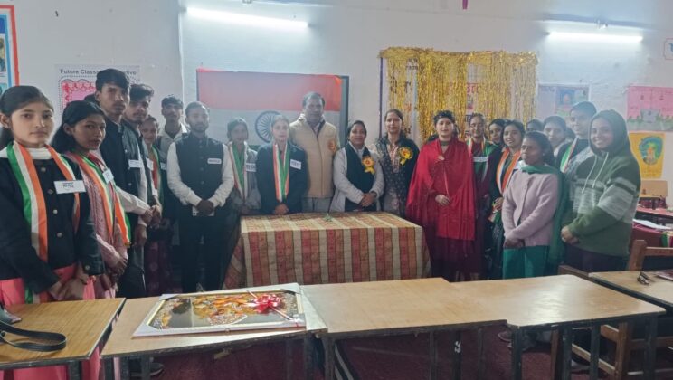 अल्मोड़ा:- राजकीय महाविद्यालय भत्रौजखान में युवा संसद का आयोजन