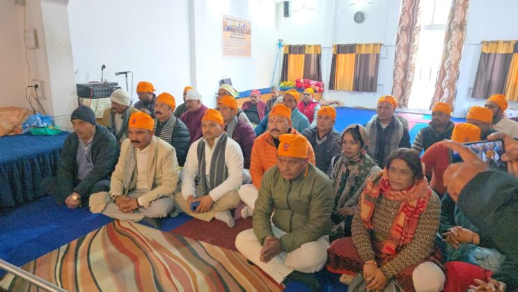 बीजेपी अल्मोड़ा ने गुरुद्वारा में मत्था टेककर मनाया वीर बाल दिवस….. साहिबजादों की शहादत को किया नमन