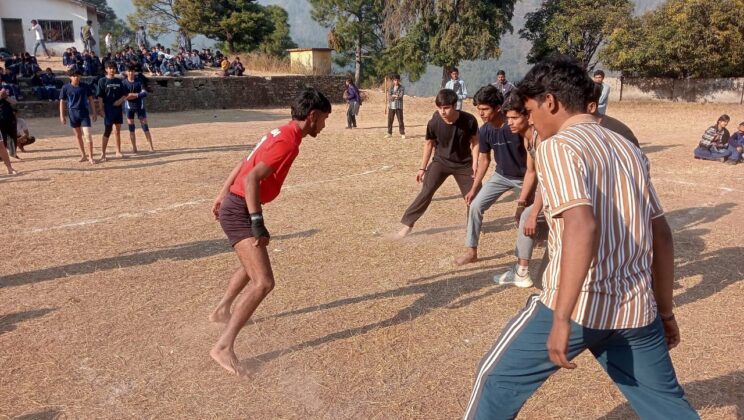 अल्मोड़ा:- रा.इ.का. नौगांव रीठागाड़ में सम्पन्न हुई लिंगुणता न्याय पंचायत की स्थानीय जनप्रतिनिधि खेल महाकुम्भ प्रतियोगिता…