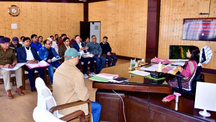 बागेश्वर – बाल संरक्षण को लेकर सख्त रुख,योजनाओं की समीक्षा, बाल विवाह व नाबालिग वाहन संचालन पर तत्काल कार्रवाई के निर्देश