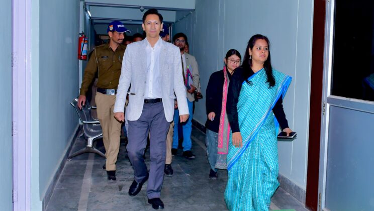 बागेश्वर:-कुमाऊँ आयुक्त का बागेश्वर दौरा…. विकास कार्यों की व्यापक समीक्षा, समयबद्धता और पारदर्शिता पर जोर