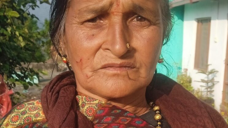 गरुड़:- घर के अंदर घुसकर बंदर ने वृद्ध महिला पर किया हमला- एक सप्ताह के भीतर मटेना गांव में घटी दूसरी घटना, ग्रामीणों में भारी आक्रोश