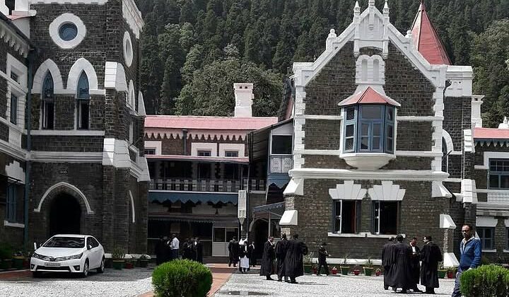 Uttarakhand:- हाई कोर्ट की शरण में आए पंजाब से भागे प्रेमी युगल…. सुरक्षा की मांग करने के दौरान हुए गिरफ्तार