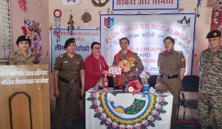 अल्मोड़ा:- विवेकानंद बालिका विद्या मंदिर जीवनधाम में वर्ल्ड क्रिएटिविटी और इनोवेशन डे के अवसर पर आयोजित किया गया कार्यक्रम