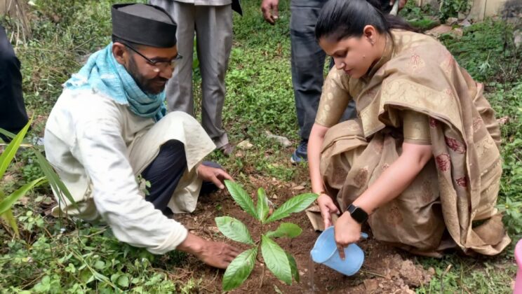 बागेश्वर – जिला आयुर्वेदिक एवं यूनानी कार्यालय परिसर में वृक्षारोपण कार्यक्रम आयोजित