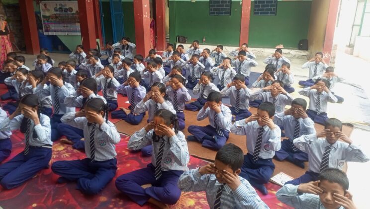 अल्मोड़ा:- नमामि गंगे एवं “आओ हम सब योग करें” अभियान का छठा दिन सम्पन्न… विभिन्न क्षेत्रों में नियमित रूप से चल रहे हैं निःशुल्क योग शिविर