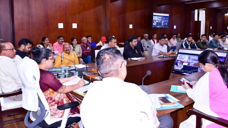 बागेश्वर – जनसुनवाई में डीएम ने सुनीं 38 शिकायतें……समयबद्ध निस्तारण के दिए निर्देश