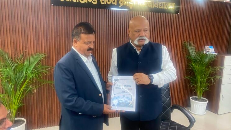 अल्मोड़ा:- उत्तराखंड खेल विश्वविद्यालय के कुलपति से सोबन सिंह जीना विश्वविद्यालय के क्रीड़ा प्रभारी लियाकत अली खान ने की भेंट