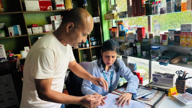 बागेश्वर- होलसेल मेडिकल स्टोर काण्डा से एकत्रित किए गए 10 औषधियों के नमूने