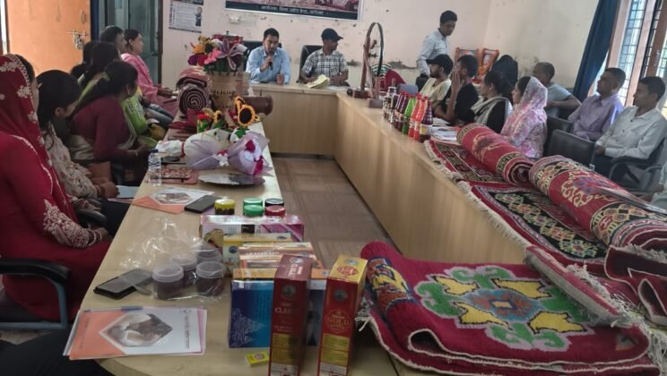 बागेश्वर:- सेवा संकल्प अभियान के तहत जनपद में स्वास्थ्य, स्वच्छता, पोषण एवं स्थानीय उत्पादों को बढ़ावा देने की पहल