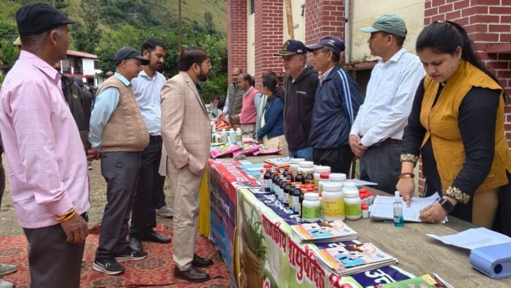 बागेश्वर – सलानी में बहुउद्देशीय शिविर में 290 से अधिक लोगों ने लिया लाभ….10 शिकायतों का मौके पर निस्तारण